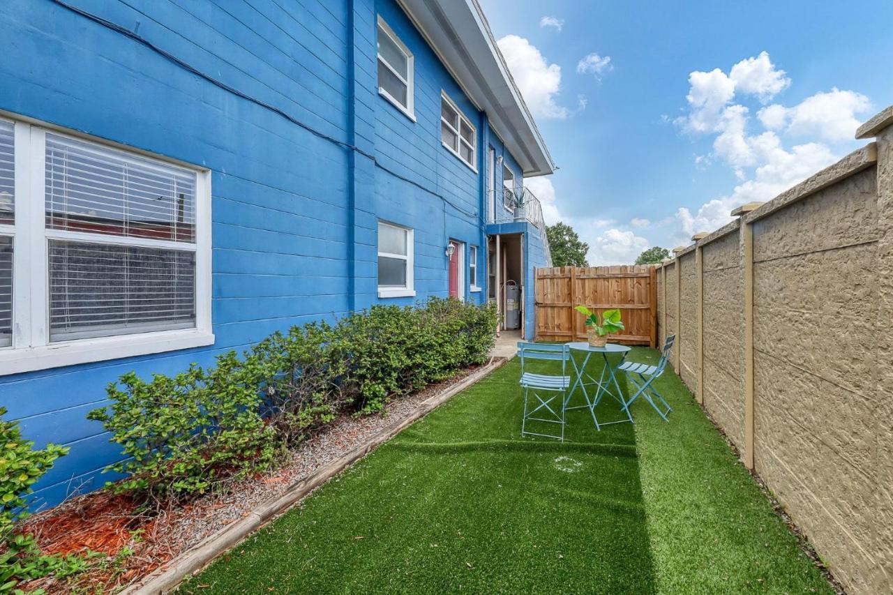 New Huge Green Garden 1Br Tampa Buitenkant foto